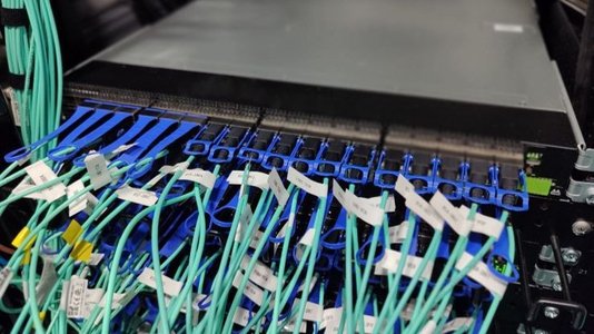 Ростех запустил новый суперкомпьютер для создания цифровых двойников авиадвигателей